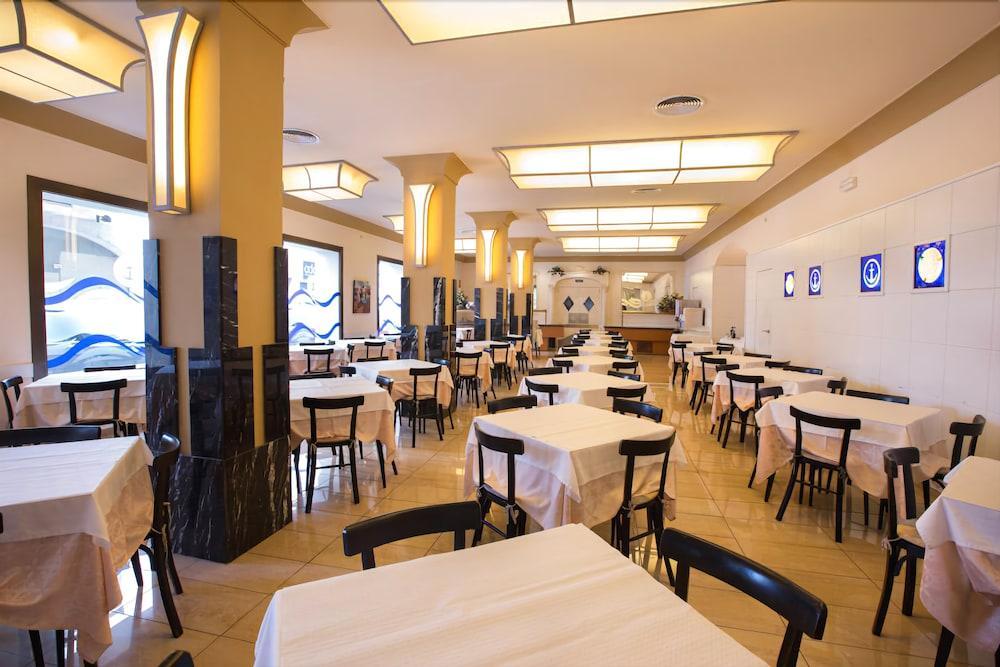 Hotel Costa Brava Blanes Exterior photo
