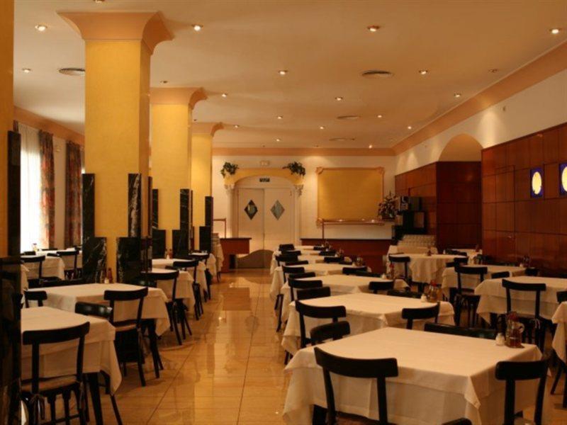 Hotel Costa Brava Blanes Exterior photo